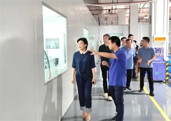 余立新帶隊赴江蘇、上海等地開展招商引資工作